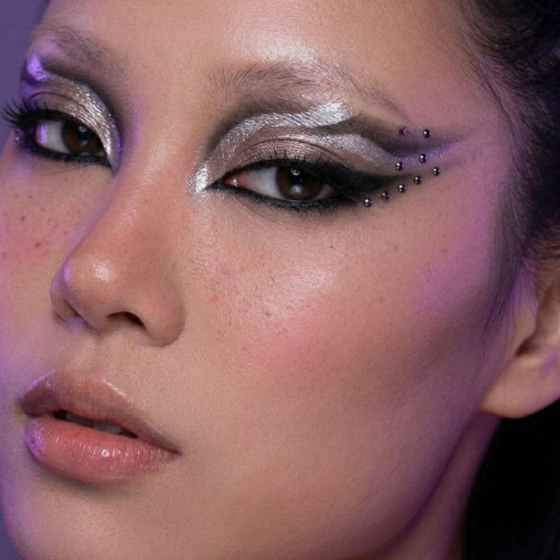 Cool Platinum Static Eyeshadow Stick